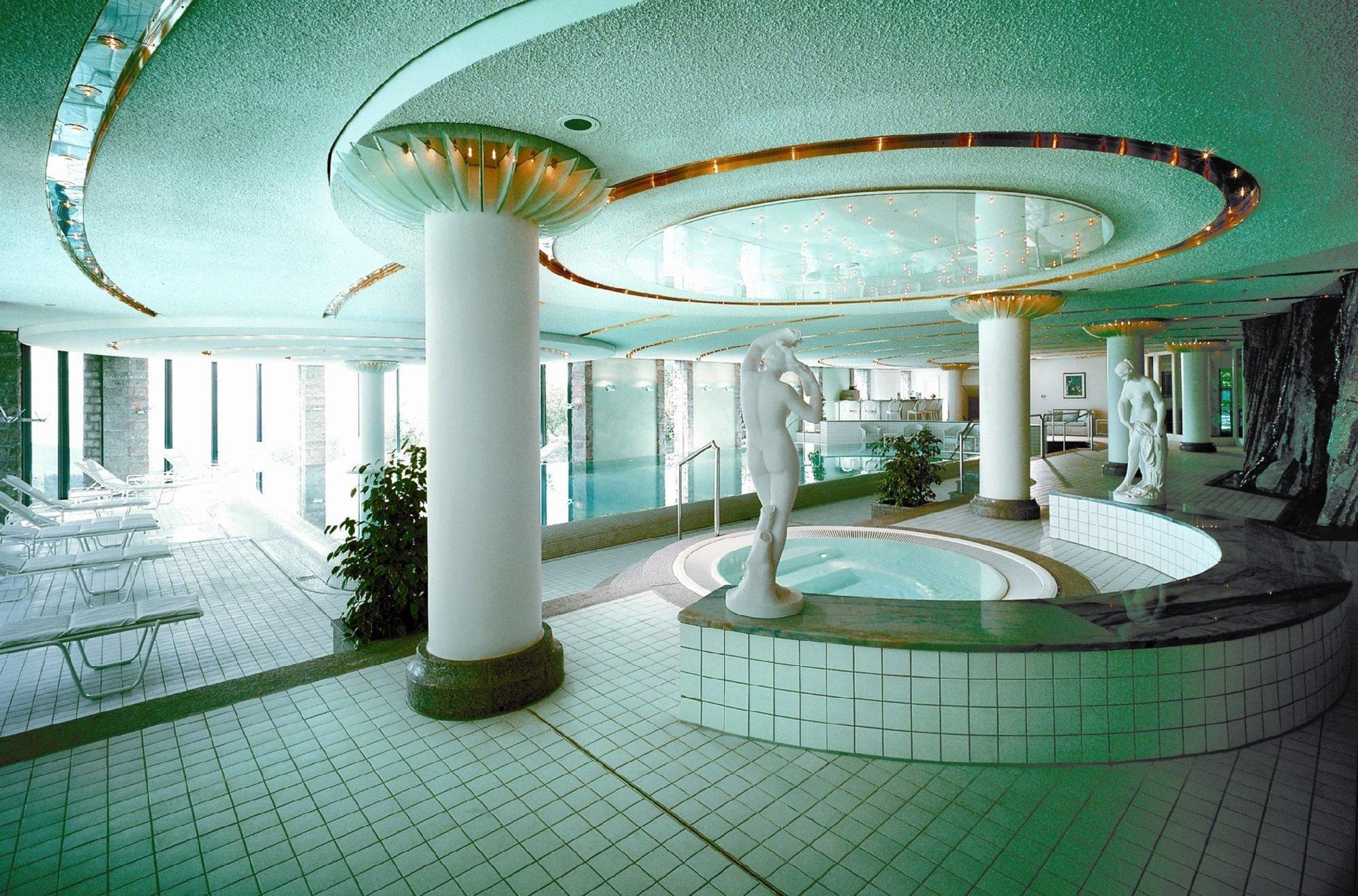 Schlosshotel Buehlerhoehe Schönbüch Bagian luar foto