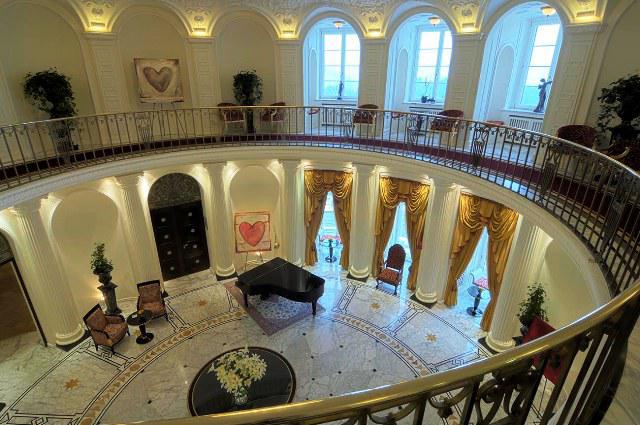 Schlosshotel Buehlerhoehe Schönbüch Interior foto